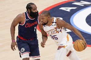 莫泰谈在NBA的生存之道：必须有一技之长 除非是哈登&KD那种超巨